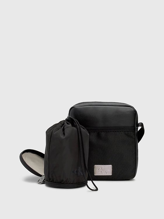 Módní Tagged Reporter crossbody, Černá barva, 2024