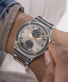 GUESS, Růžové zlato, Stříbrná barva Jet hodinky