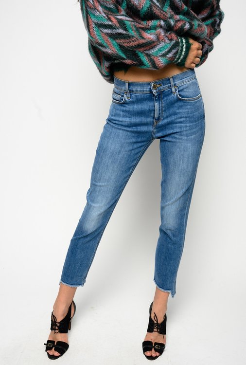 Pinko, Modrá barva Sabrina jeans