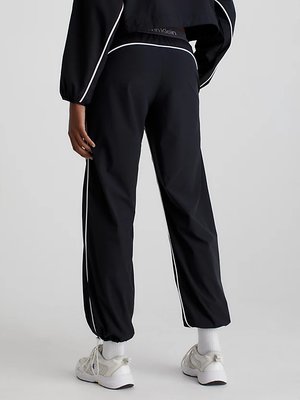 Woven Parachute tepláky – Calvin Klein Performance, Černá barva Ženy