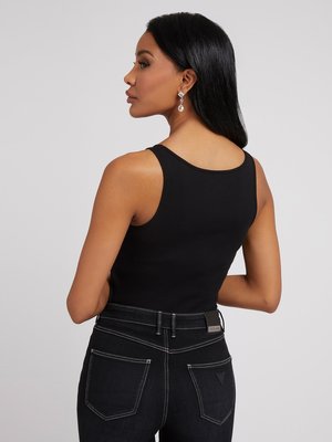 Černá barva, Atena tílko 1