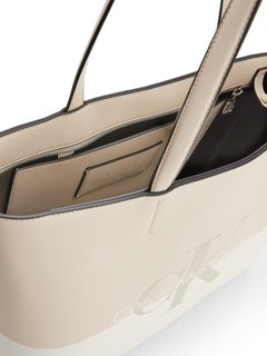 K60K609778-02X kabelka Ženy