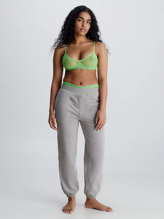 Módní Future Shift tepláky, Šedá barva, 2023