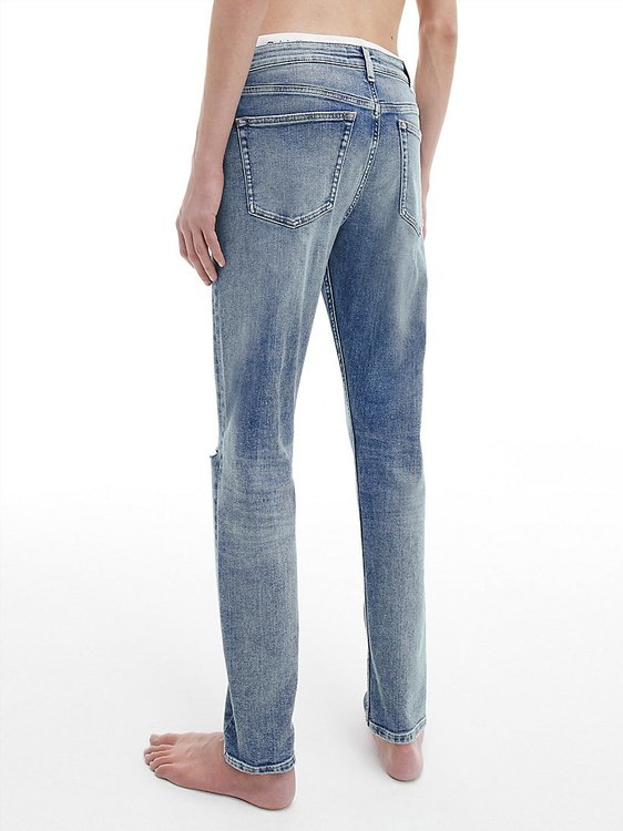 Módní J30J320448-1A4 jeans, 2022