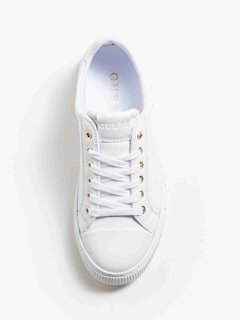 Bílá barva, Intrest tenisky 1