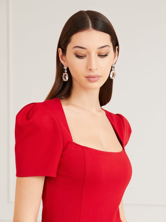 Červená barva, Rosetta ponti šaty