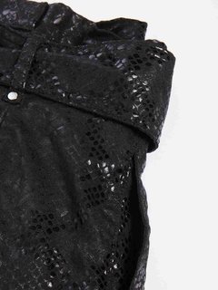 Černá barva, Sammy kraťasy 1