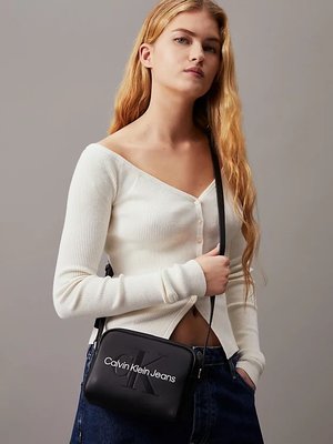 Sculpted crossbody – Calvin Klein Jeans, Černá barva Ženy