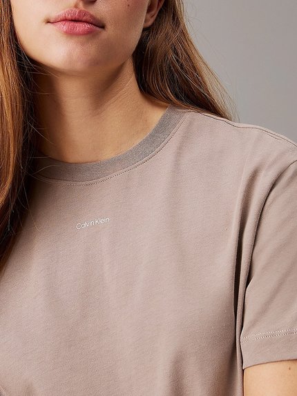 Módní Nano Logo triko, Hnědá barva, 2024