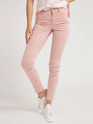 Růžová barva, Skinny fit jeans