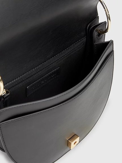 Módní TH Chic Saddle crossbody, Černá barva, 2023