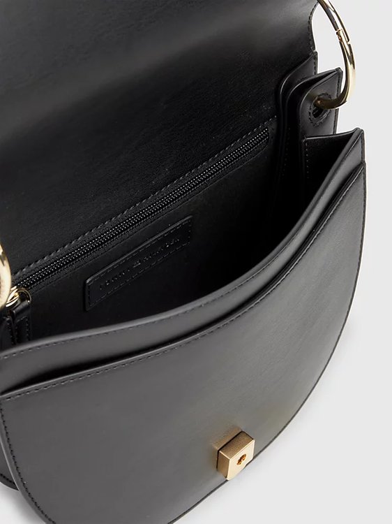 Módní TH Chic Saddle crossbody, Černá barva, 2023