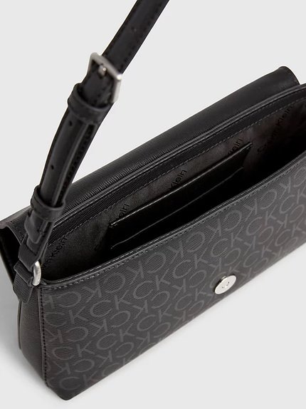 Módní Must Shoulder kabelka, Černá barva, 2024