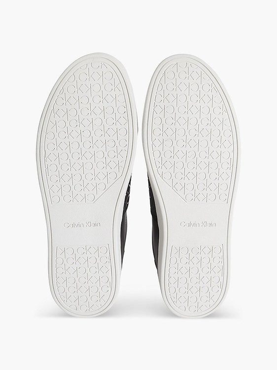 HW0HW00637-0GM slip on Ženy