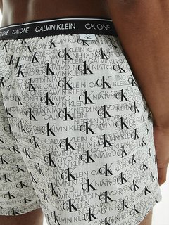 Šedá barva, CK One trenky 3ks