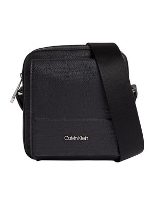 K50K509558-BAX crossbody