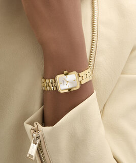 Zlatá barva, Isla hodinky