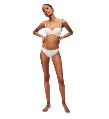 Módní 000QF5152E-101 kalhotky brazilky, BASIC