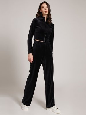 W1BQ12K9DT1-JBLK KALHOTY Ženy