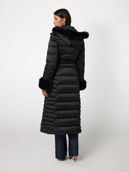 Módní Jastin Down Longk bunda, Černá barva, 2024