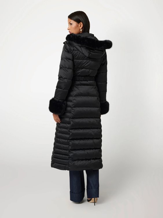 Módní Jastin Down Longk bunda, Černá barva, 2024
