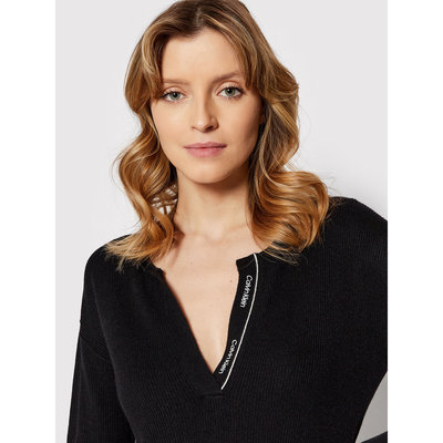 Černá barva, Rib svetr