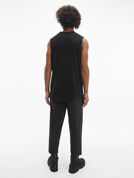 Módní Monologo tílko, Černá barva, 2023