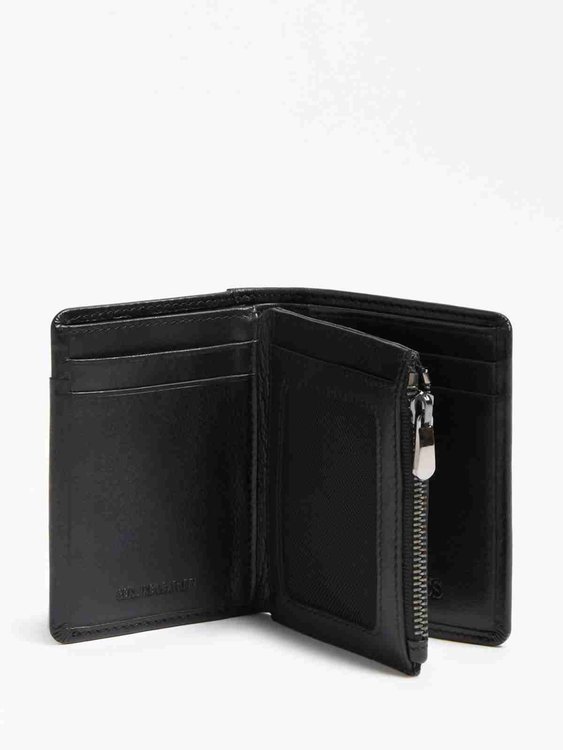 Černá barva, Boston peněženka