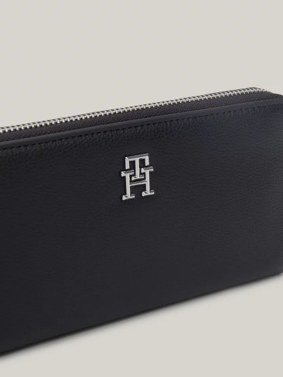 Módní TH Essential peněženka, Černá barva, 2024