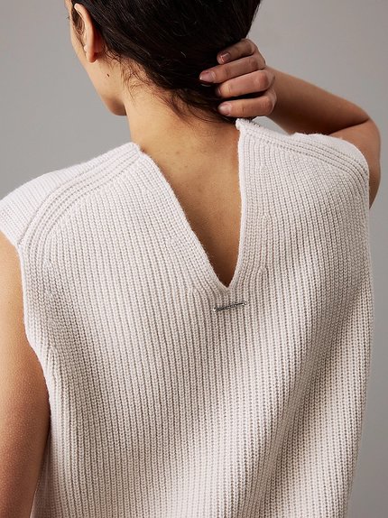 Módní Recycled Wool svetr, Krémová barva, 2024