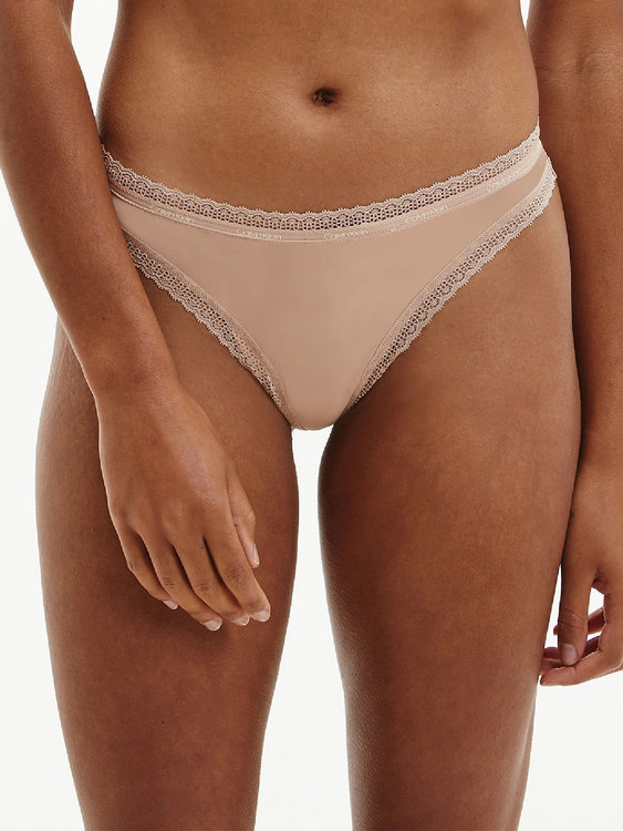 Luxusní 000QD3763E-7NS tanga