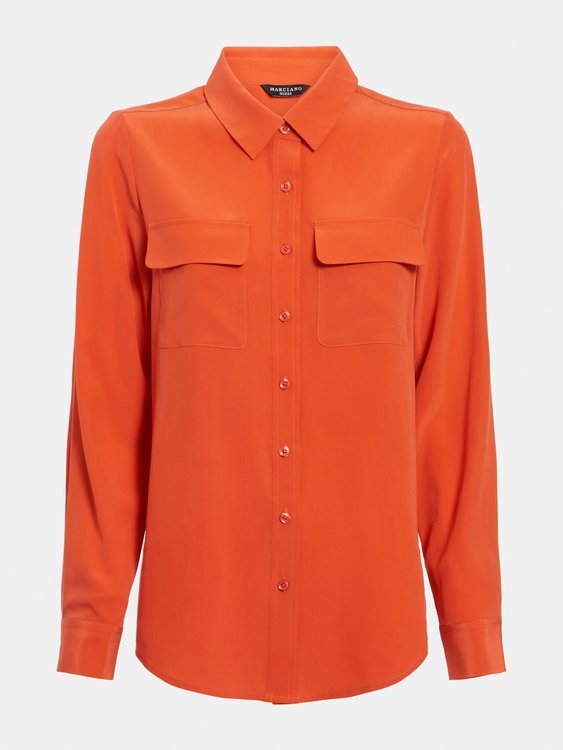 Červená, Oranžová barva, Essence košile
