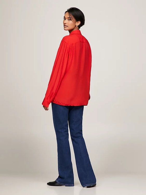 Módní Fluid Vis Crepe Regular košile, Červená barva, 2024