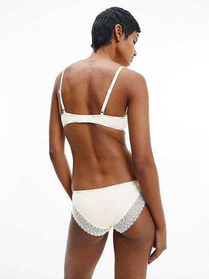 Módní Flirty podprsenka, Bílá barva, BASIC