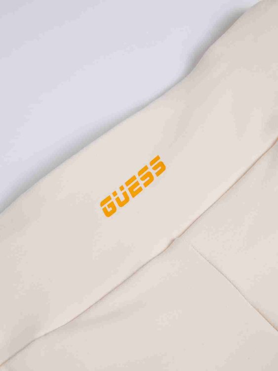 není fotka – Guess Ženy, Ženy, Ženy 1