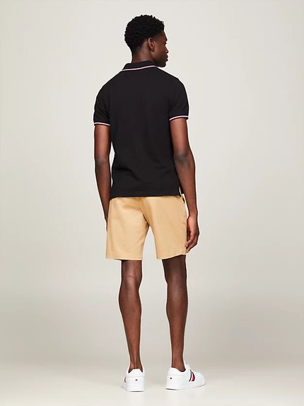 Módní Core Tommy Tipped triko, Černá barva, 2024, 2023