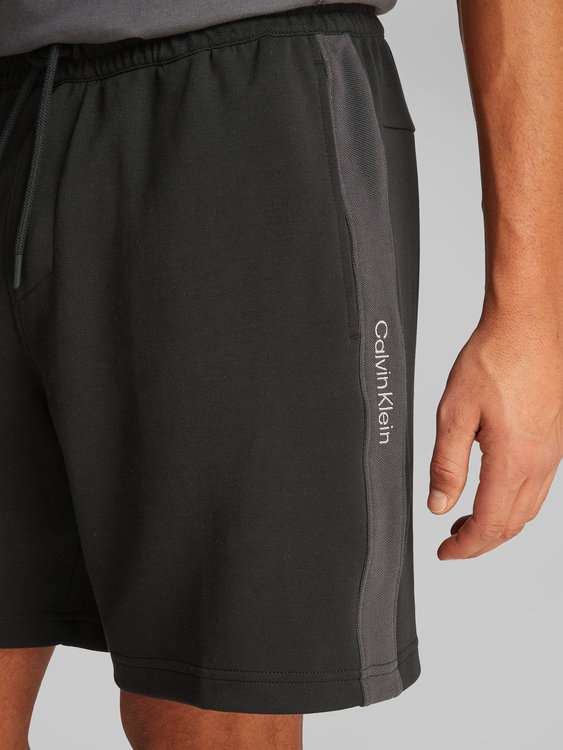 Luxusní J30J327246-BEH šortky, M, L