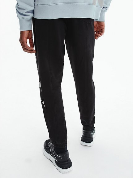 Módní Monogram tepláky, Černá barva, 2022