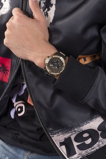 Guess – Hodinky Frontier, Černá, Zlatá barva 1