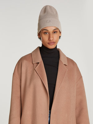 K60K612590-PA0 čepice – Calvin Klein Jeans Ženy