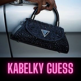 Kabelky Guess