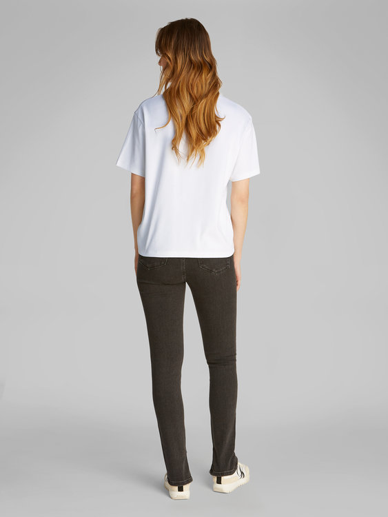 Módní J20J225247-YAA triko s/s, 2025