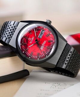 TIMEX TW2Y99700QY-BLACK HODINKY