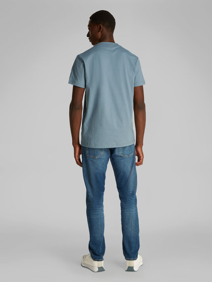 Módní J30J326683-PC2 triko s/s, 2025