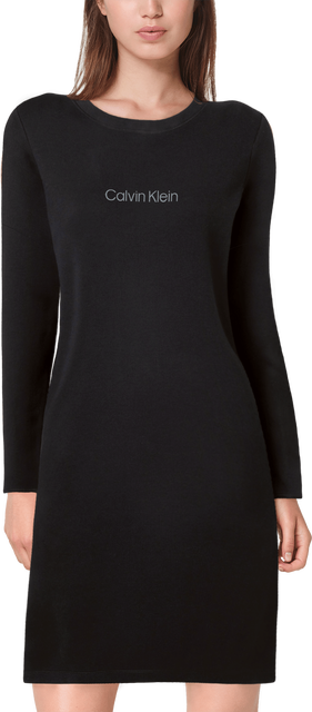 Černá barva, Modern noční košile