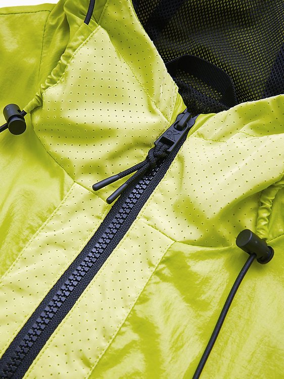 J30J320268-LRE větrovka