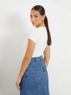 Módní Round Camelia triko, Bílá barva, 2024