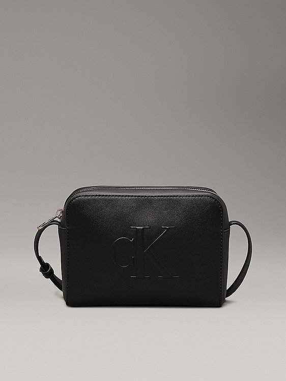 Calvin Klein Jeans – Sculpted crossbody, Černá barva