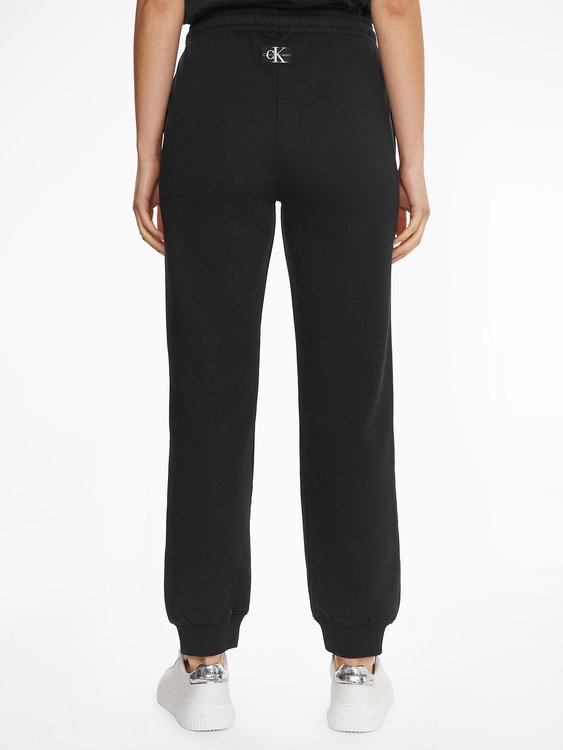 Módní není fotka Faded legíny, 2022