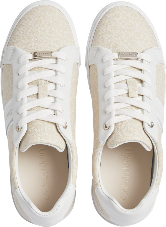 není fotka Lace tenisky Ženy